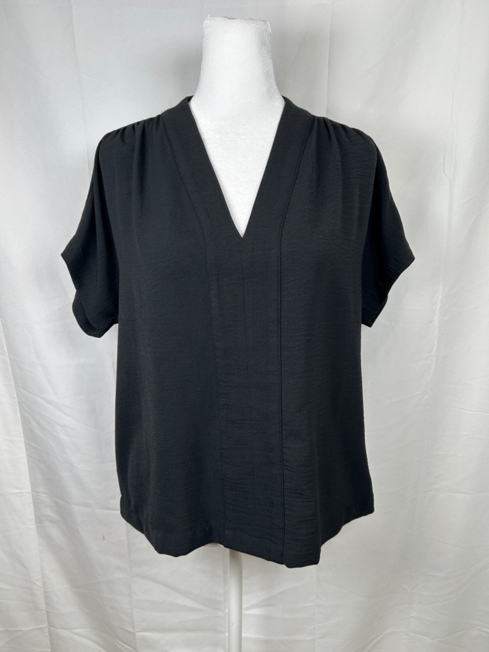 A New Day Crepe V-Neck Cap Sleeve Blouse Size XS Black Top